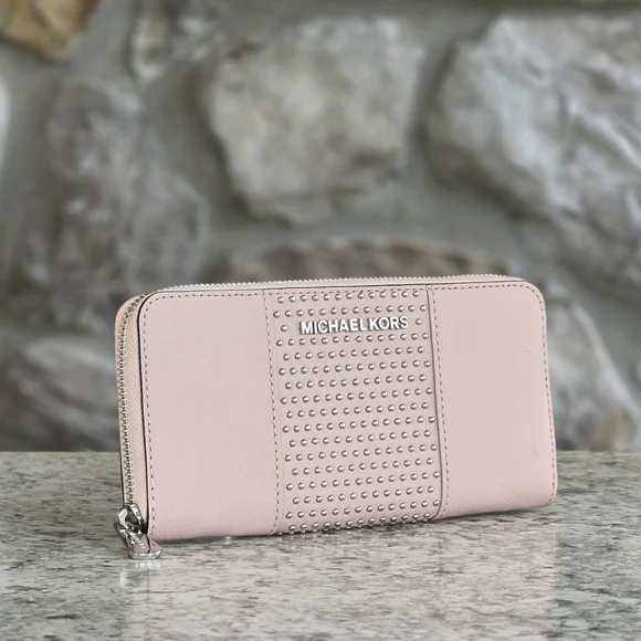 Michael Kors Jet Set Pink Studded Wallet - Picture 1 of 6